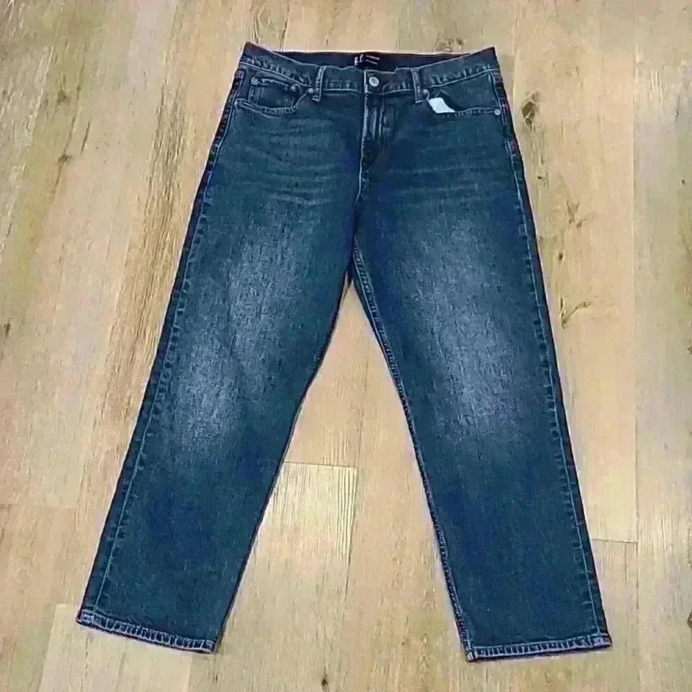 Gap 30 regular straight jeans